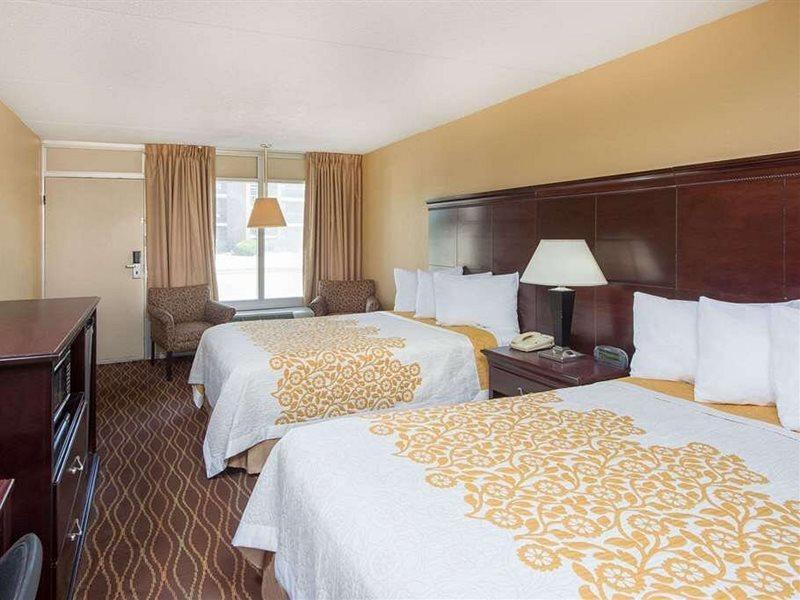 Days Inn By Wyndham Paducah Exterior foto